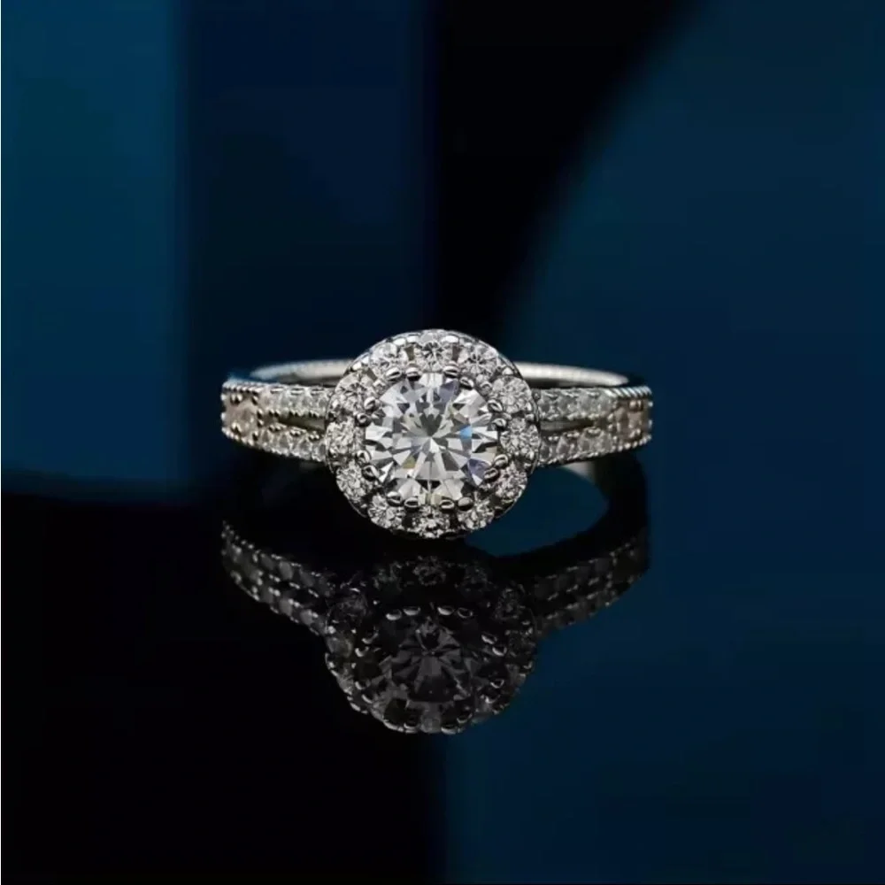 Moissanite 2.20 Ct Round Cut Halo Engagement Ring Sterling Silver S925 NWT Size - Picture 7 of 8
